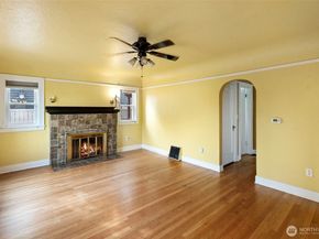 1910 11th Street, Bremerton WA 98337