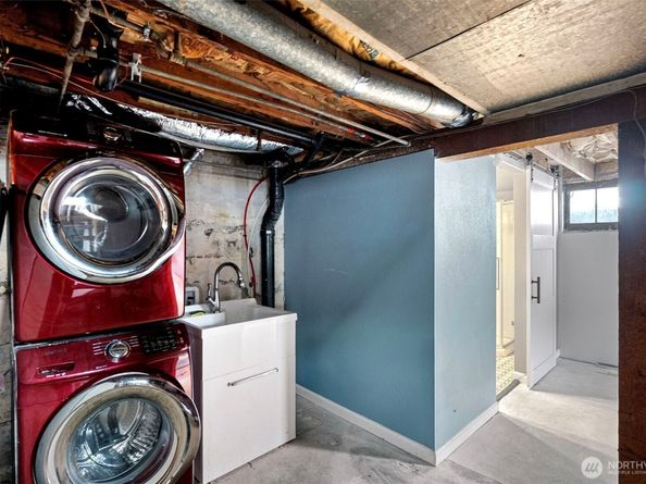 1910 11th Street, Bremerton WA 98337
