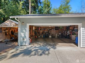 8324 Springridge Road NE, Bainbridge Island WA 98110