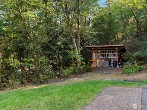 8324 Springridge Road NE, Bainbridge Island WA 98110