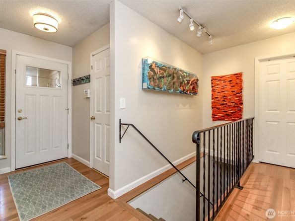 33305 41st Avenue SW, Federal Way WA 98023