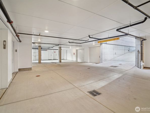 511 Howe Street B, Seattle WA 98109