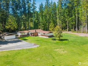 1380 NW Pioneer Hill Road, Poulsbo WA 98370