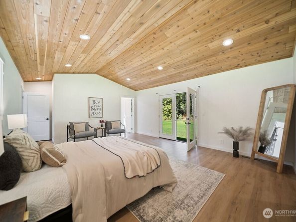 1380 NW Pioneer Hill Road, Poulsbo WA 98370