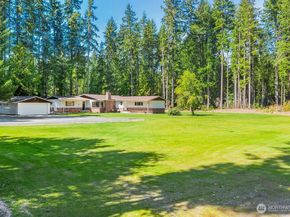 1380 NW Pioneer Hill Road, Poulsbo WA 98370