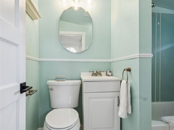 5136 S Frontenac Street, Seattle WA 98118