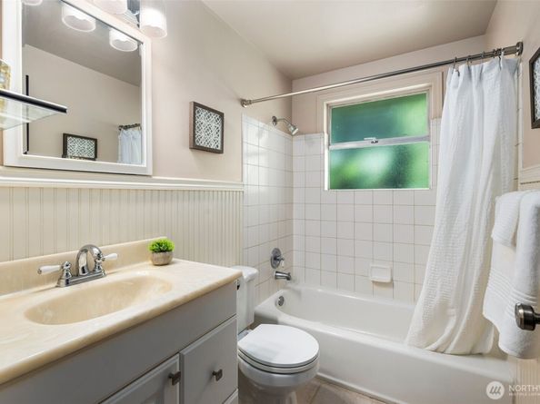 22604 78th Avenue W, Edmonds WA 98026