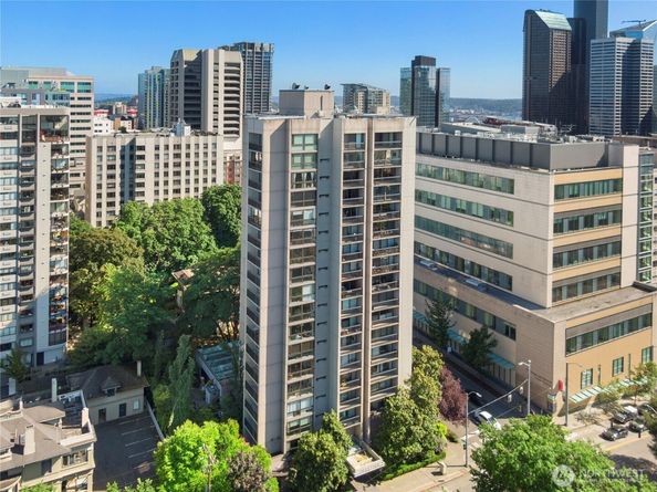1101 Seneca Street 1702, Seattle WA 98101