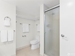 1101 Seneca Street 1702, Seattle WA 98101