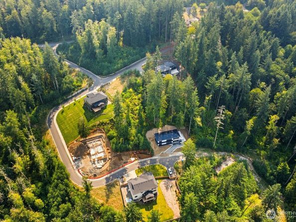 6237 179th Place SE, Bellevue WA 98006