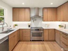 8710 30th Avenue NE, Seattle WA 98115