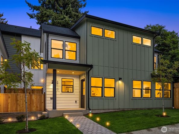 8710 30th Avenue NE, Seattle WA 98115