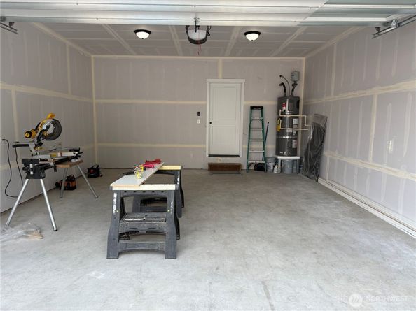 1914 4th Street, Bremerton WA 98337