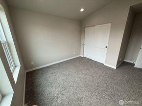 1914 4th Street, Bremerton WA 98337