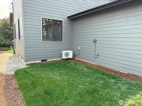 1914 4th Street, Bremerton WA 98337