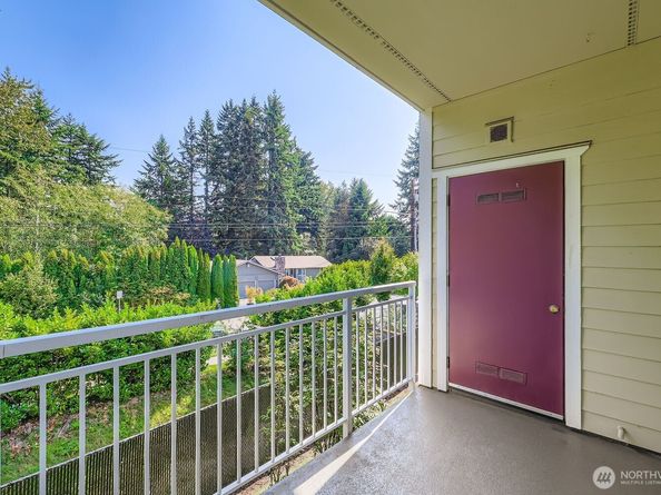 13000 Admiralty Way A205, Everett WA 98204