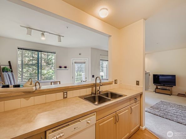 13000 Admiralty Way A205, Everett WA 98204