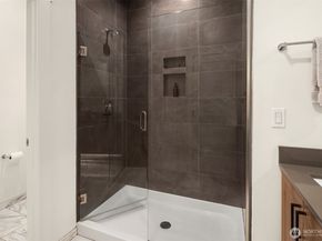 9632 NE 183rd Street B, Bothell WA 98011