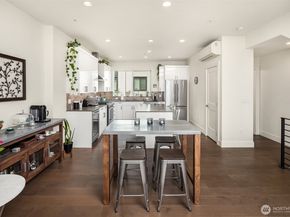 9632 NE 183rd Street B, Bothell WA 98011