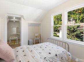 2408 E Roanoke Street, Seattle WA 98112