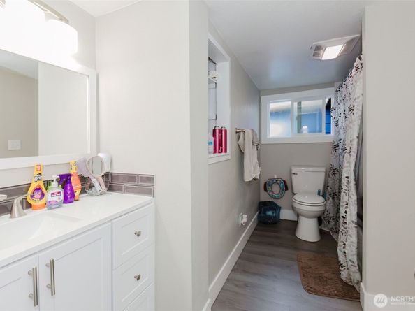 2824 Robin Avenue, Bremerton WA 98310