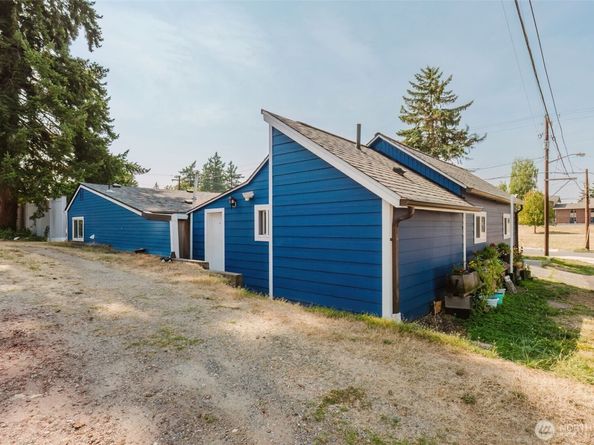 2824 Robin Avenue, Bremerton WA 98310