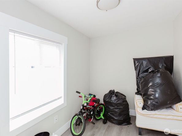 2824 Robin Avenue, Bremerton WA 98310