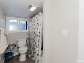 2824 Robin Avenue, Bremerton WA 98310