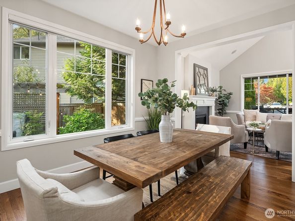 1111 272 Place SE, Sammamish WA 98075