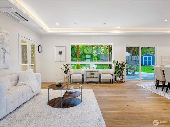 14203 SE 37th Street, Bellevue WA 98006