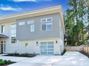 14203 SE 37th Street, Bellevue WA 98006