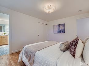 18319 83rd Place NE, Kenmore WA 98028