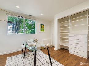 18319 83rd Place NE, Kenmore WA 98028