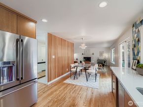 18319 83rd Place NE, Kenmore WA 98028