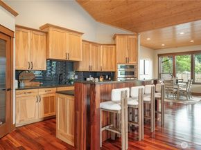 19642 8th Avenue S, Des Moines WA 98148