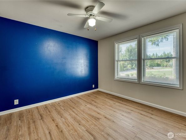 7876 Crystal Manor Lane NW, Silverdale WA 98383