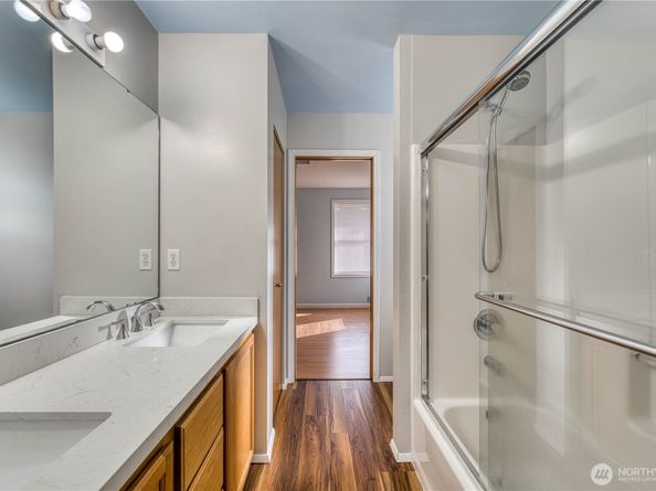 7876 Crystal Manor Lane NW, Silverdale WA 98383