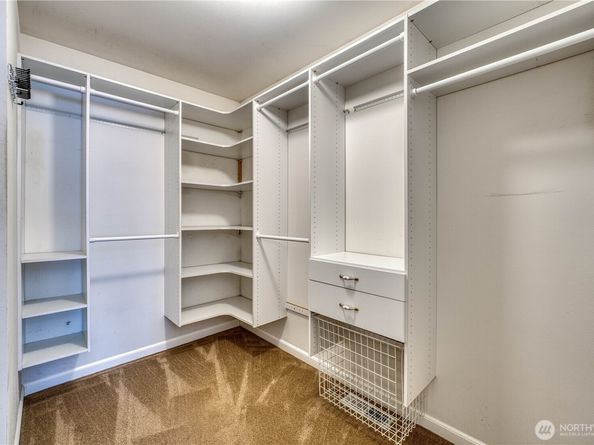 7876 Crystal Manor Lane NW, Silverdale WA 98383