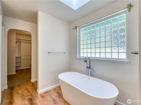 7876 Crystal Manor Lane NW, Silverdale WA 98383
