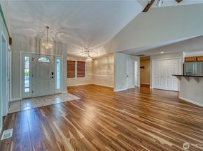 7876 Crystal Manor Lane NW, Silverdale WA 98383