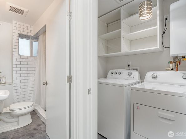 2329 NE 103rd Street, Seattle WA 98125