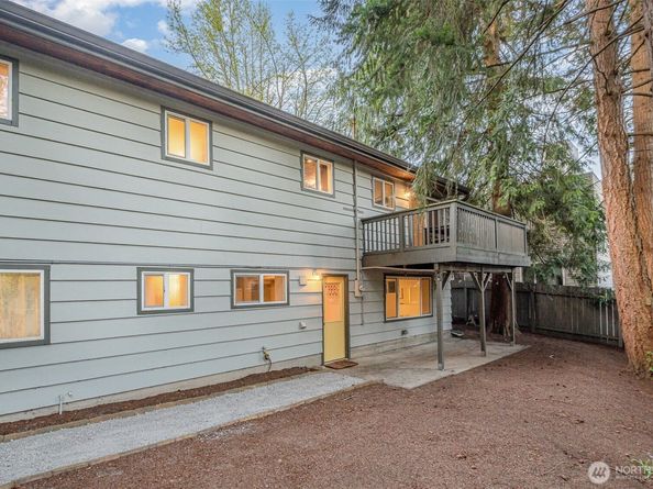 2329 NE 103rd Street, Seattle WA 98125