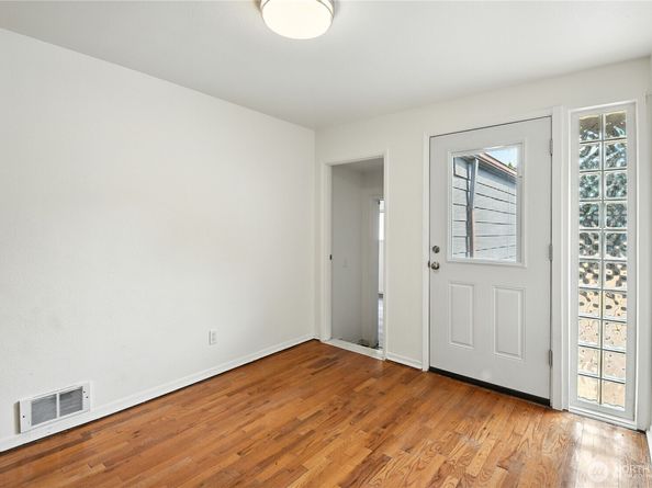 600 Grant Avenue S, Renton WA 98057