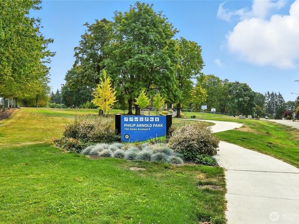 600 Grant Avenue S, Renton WA 98057
