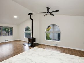 5502 NE 10th Street, Renton WA 98059