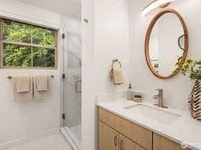 5222 W Mercer Way, Mercer Island WA 98040