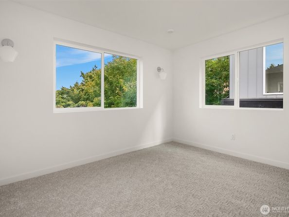 2028 NE 123rd Street, Seattle WA 98125