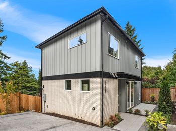 2028 NE 123rd Street
