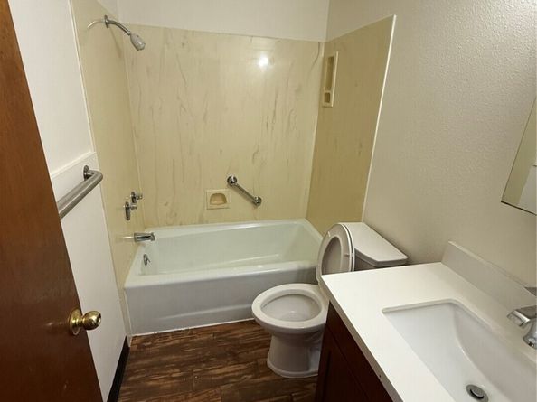 14835 42nd Avenue S, Tukwila WA 98168