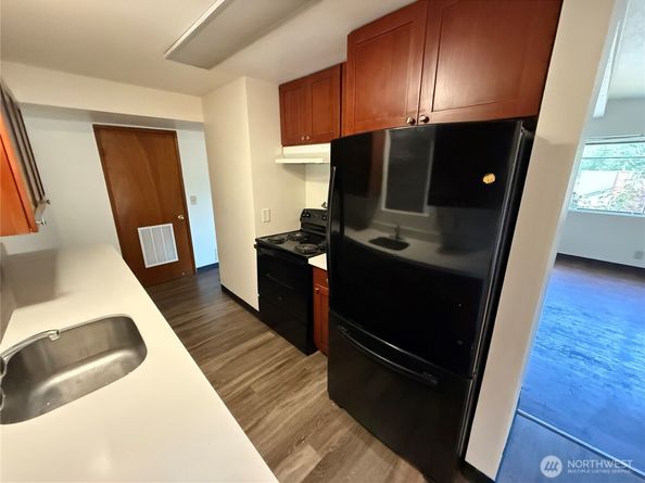 14835 42nd Avenue S, Tukwila WA 98168